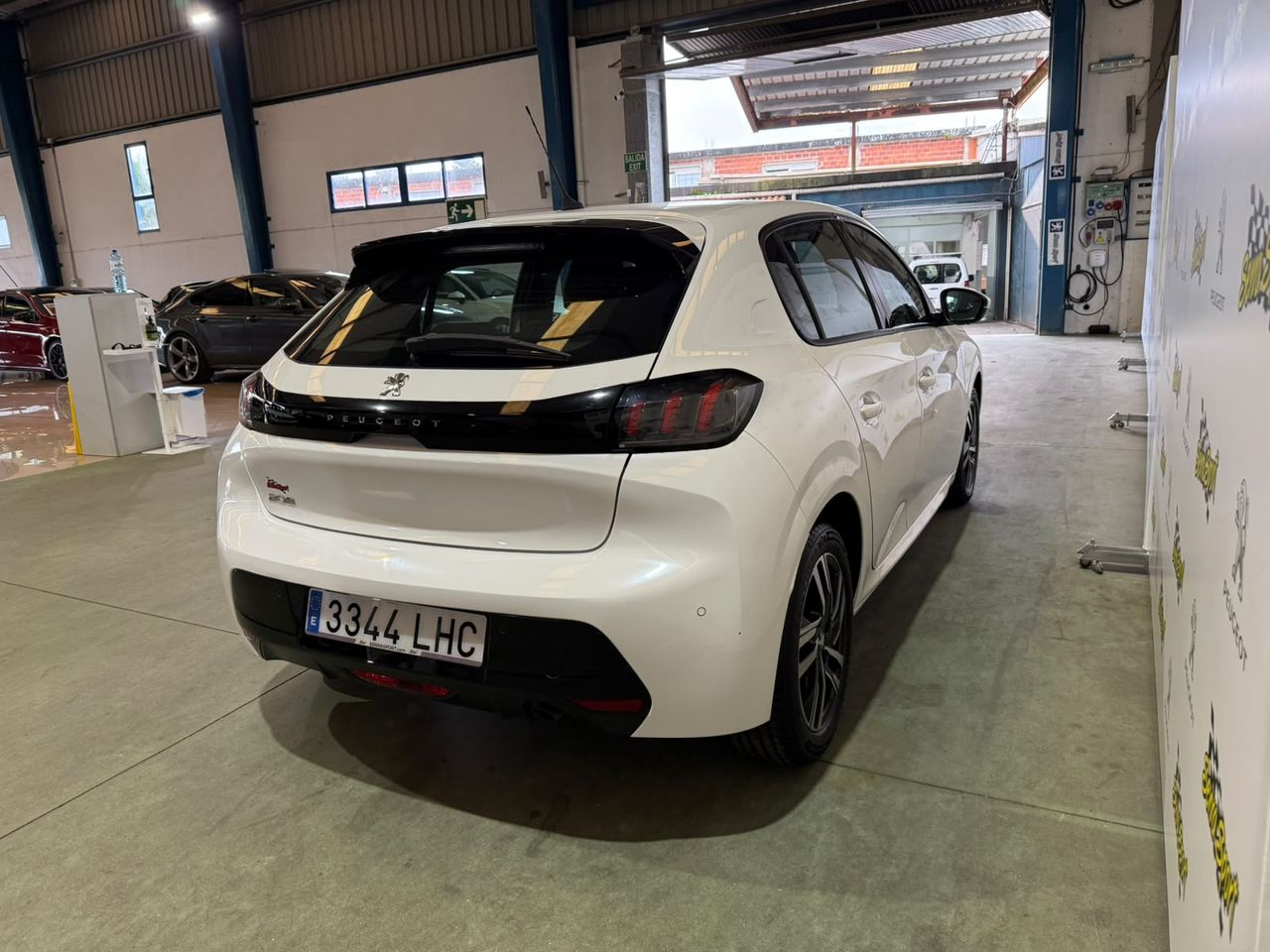 Peugeot 208 PureTech 73kW (100CV) Allure - Foto 8