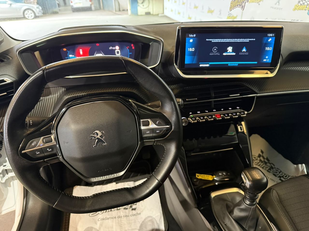 Peugeot 208 PureTech 73kW (100CV) Allure - Foto 10