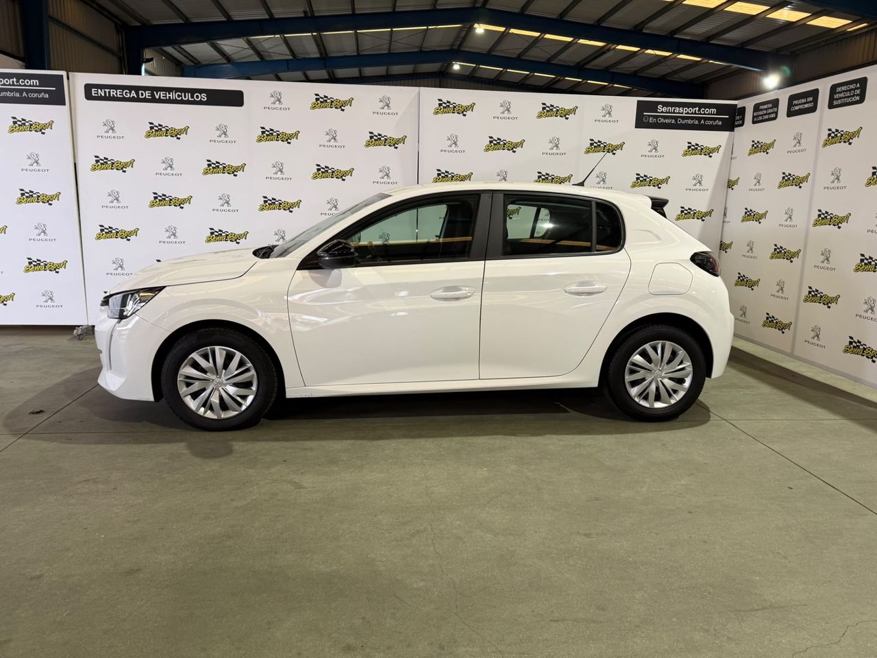 Peugeot 208 BlueHDi 73kW (100CV) Active - Foto 8