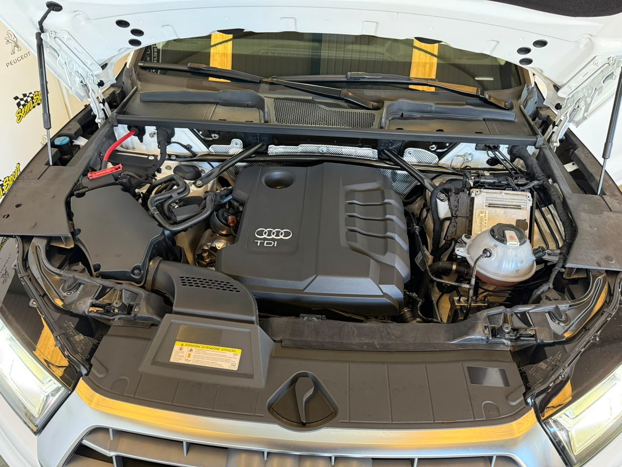 Volkswagen Tiguan R-Line 2.0 TDI 110kW (150CV) DSG - Foto 33