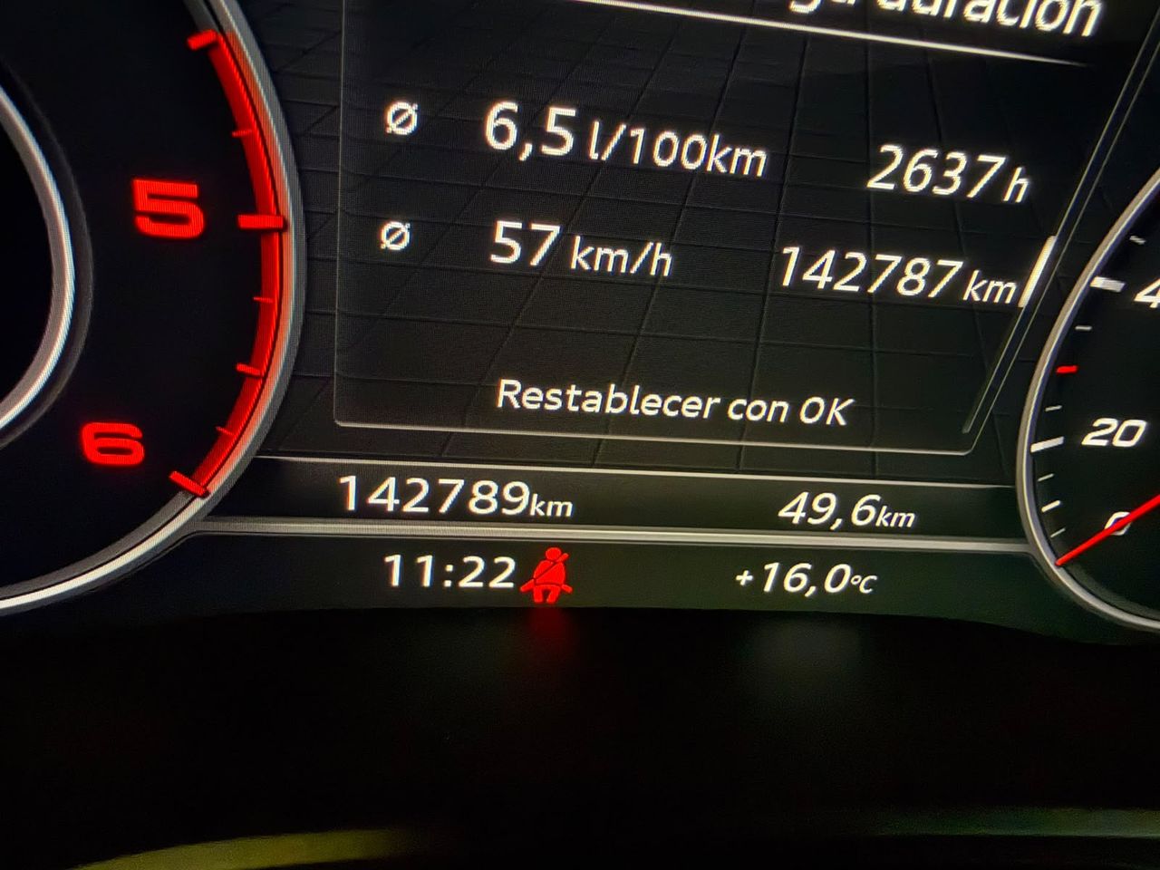 Volkswagen Tiguan R-Line 2.0 TDI 110kW (150CV) DSG - Foto 28