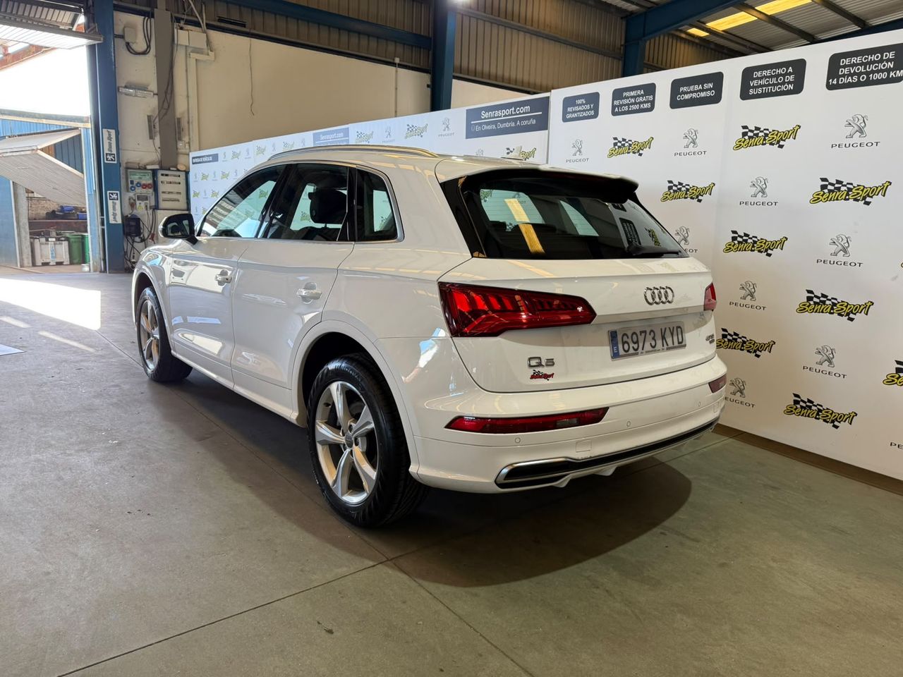 Volkswagen Tiguan R-Line 2.0 TDI 110kW (150CV) DSG - Foto 8
