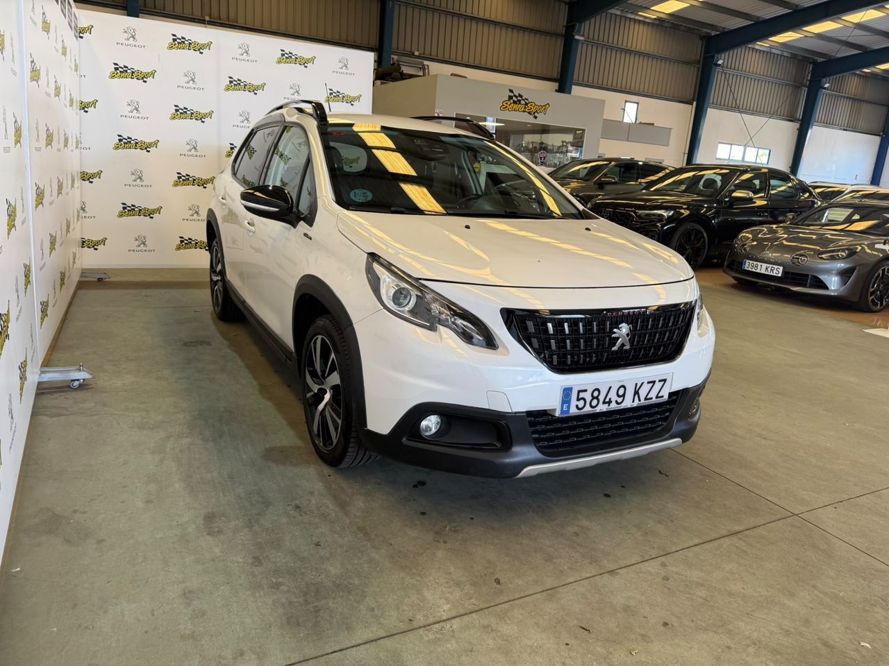 Peugeot 2008 GT Line BlueHDi 88KW (120CV) Auto - Foto 6