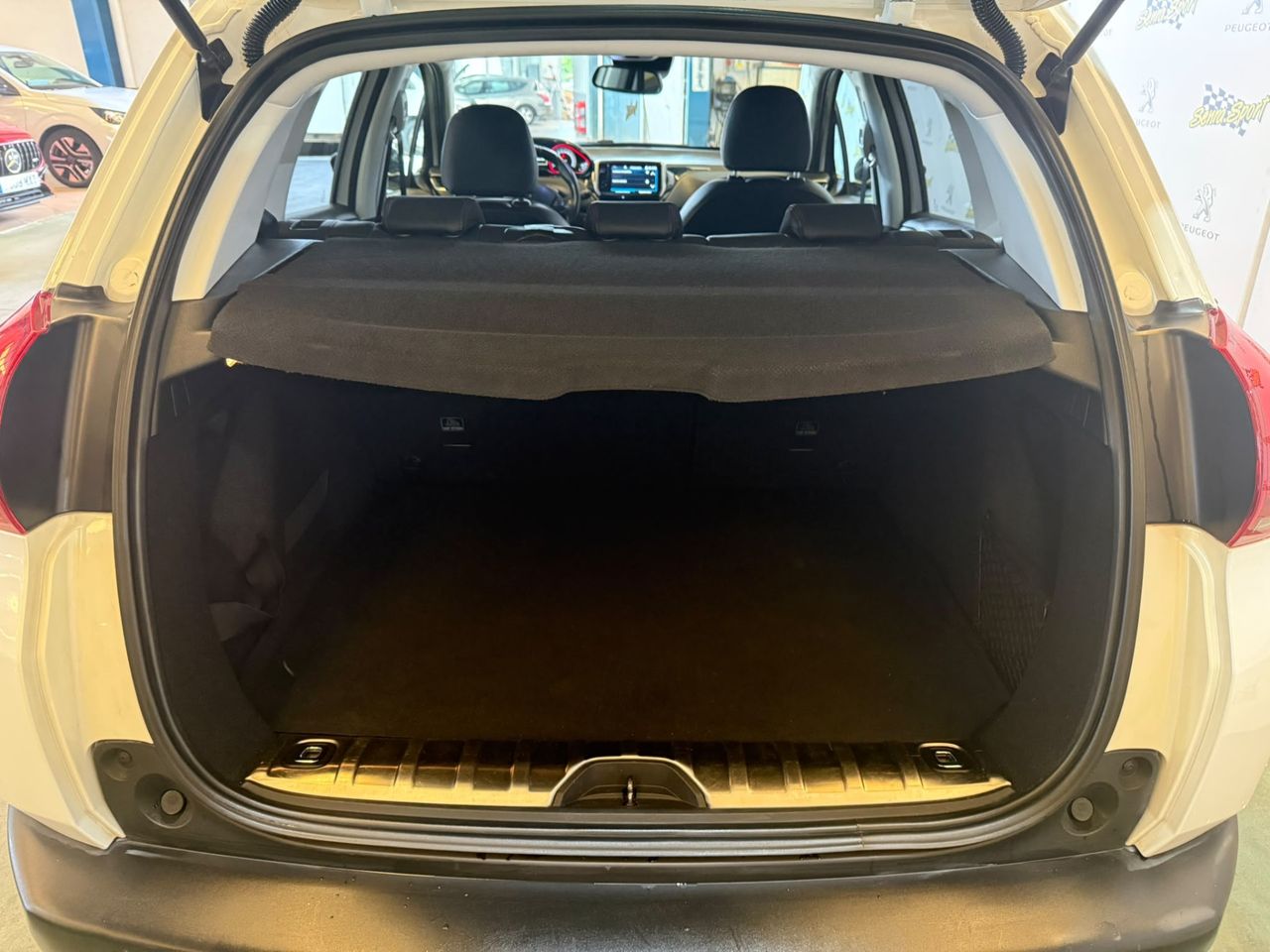 Peugeot 2008 GT Line BlueHDi 88KW (120CV) Auto - Foto 26