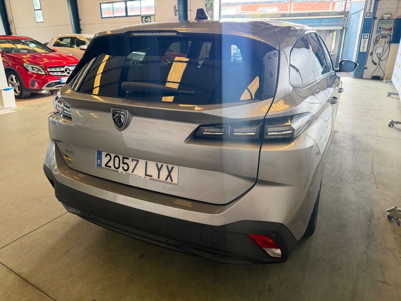 Peugeot 308 SWActive Pack BlueHDi 130 S&S MAN - Foto 8