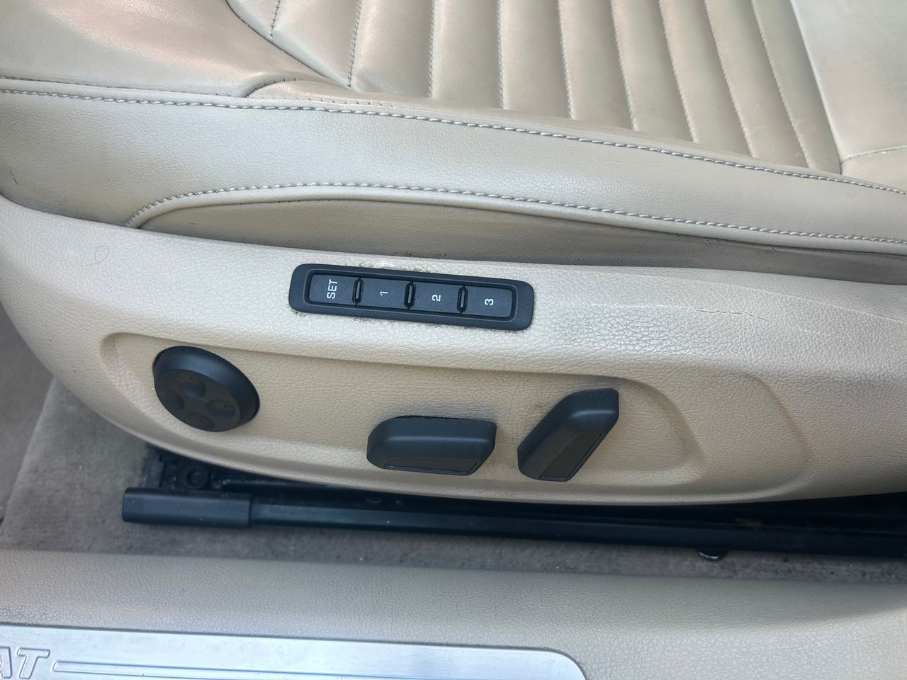 Volkswagen Passat 2.0 TDI - foto 11