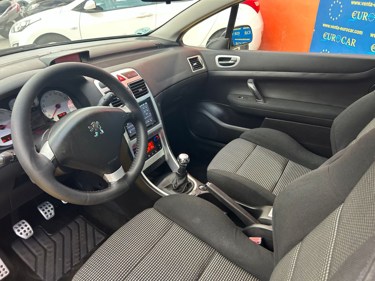 Peugeot 307 1.6 I - foto 10