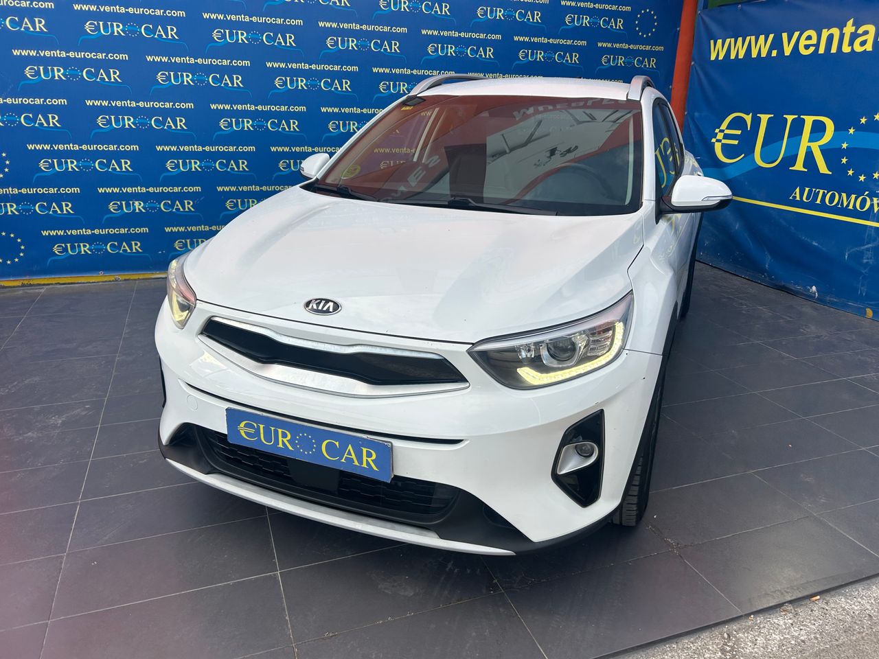 kia stonic 2018 / foto grande (3)