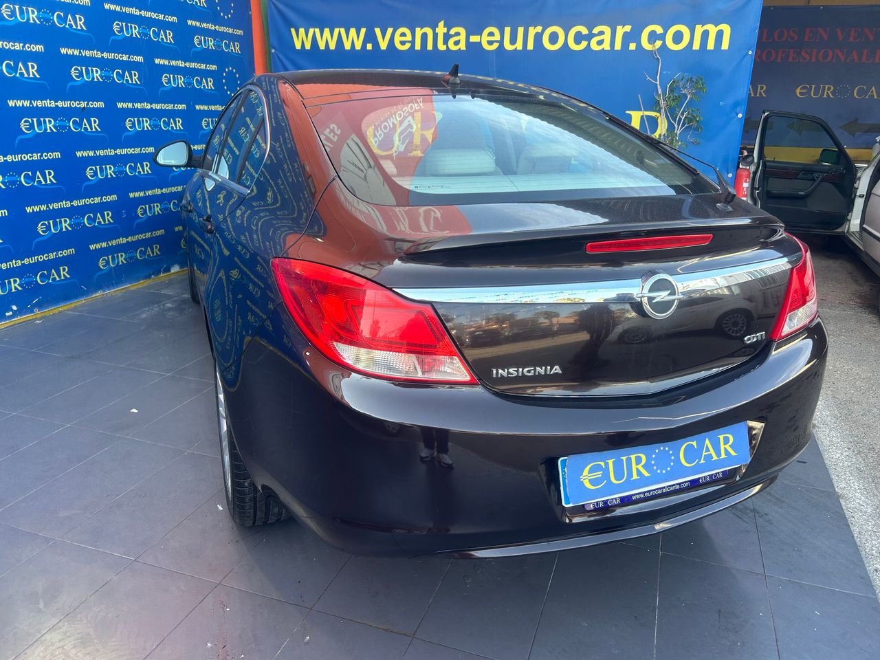 Opel Insignia 2.0 TDCI - foto 31
