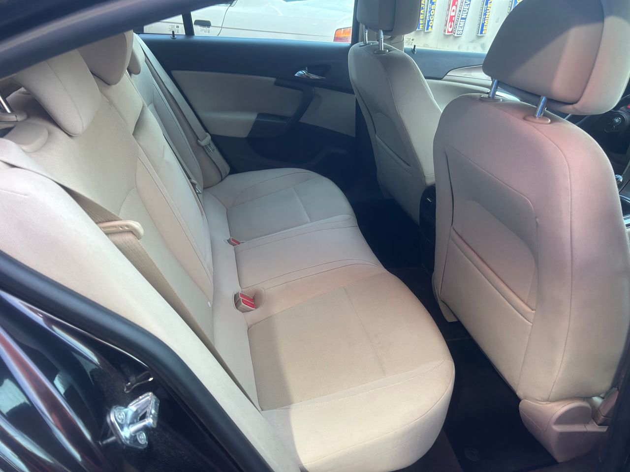 Opel Insignia 2.0 TDCI - foto 24