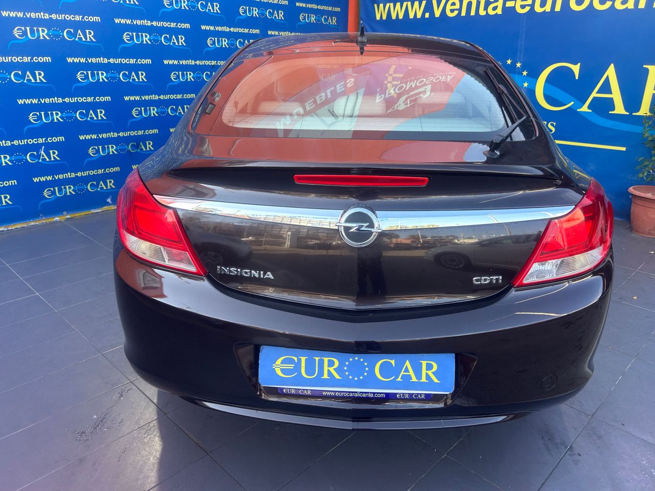Opel Insignia 2.0 TDCI - foto 30