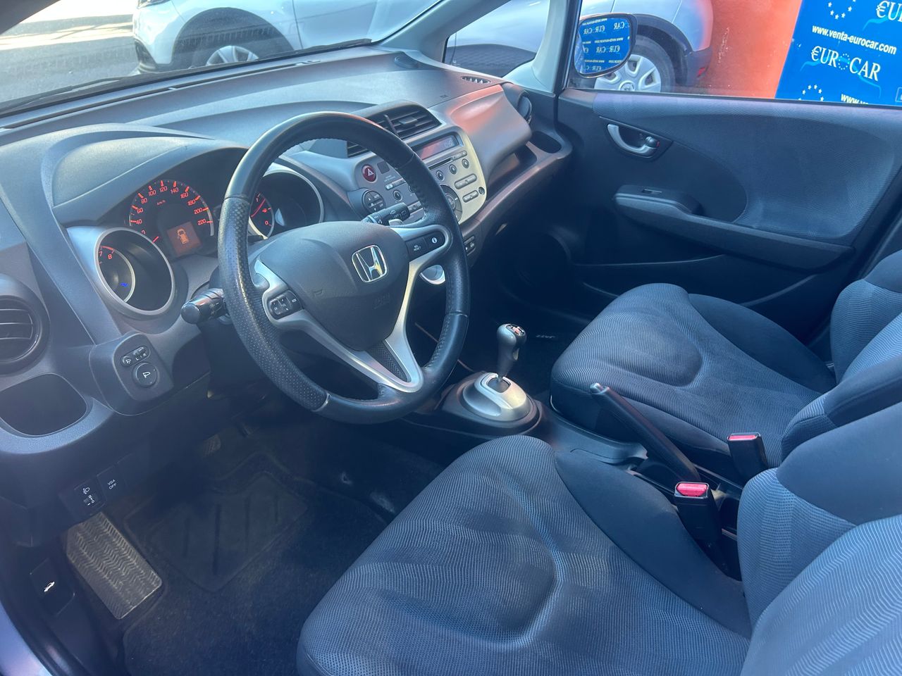 Honda Jazz 1.4 I - foto 11