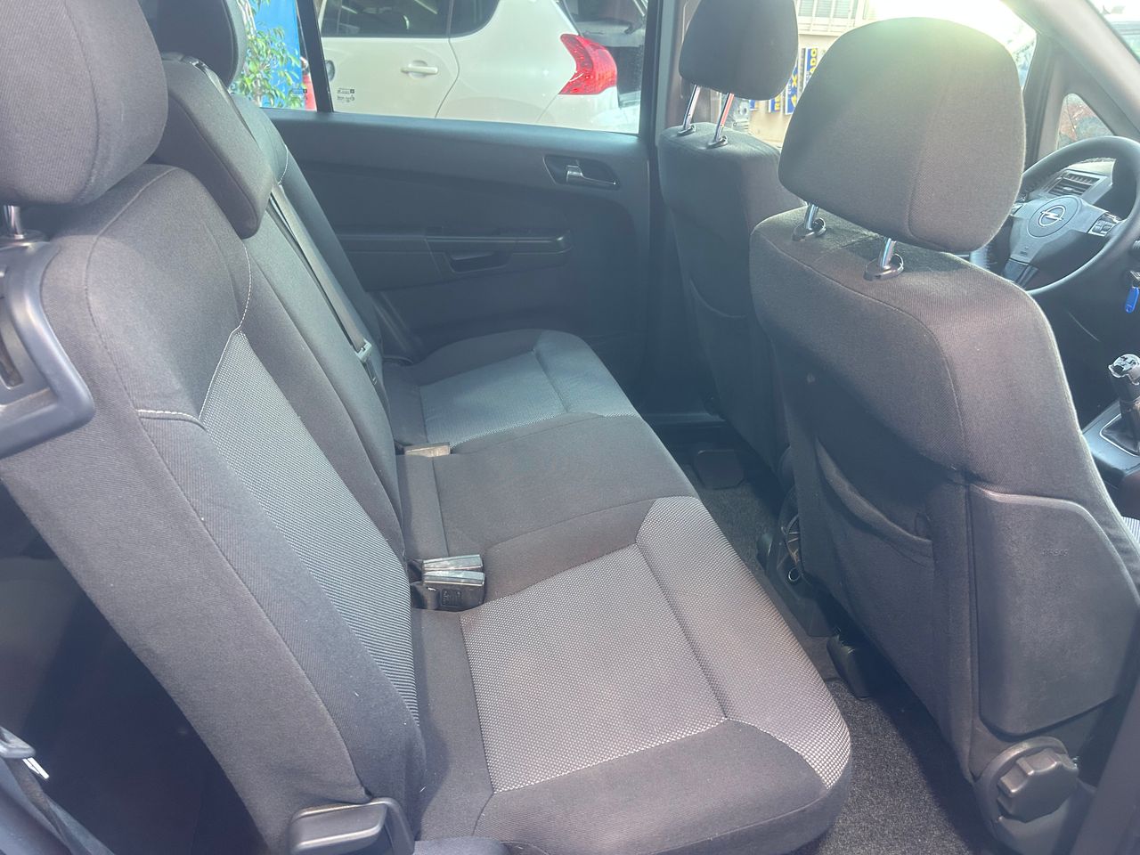 Opel Zafira 1.7 CDTI - foto 26