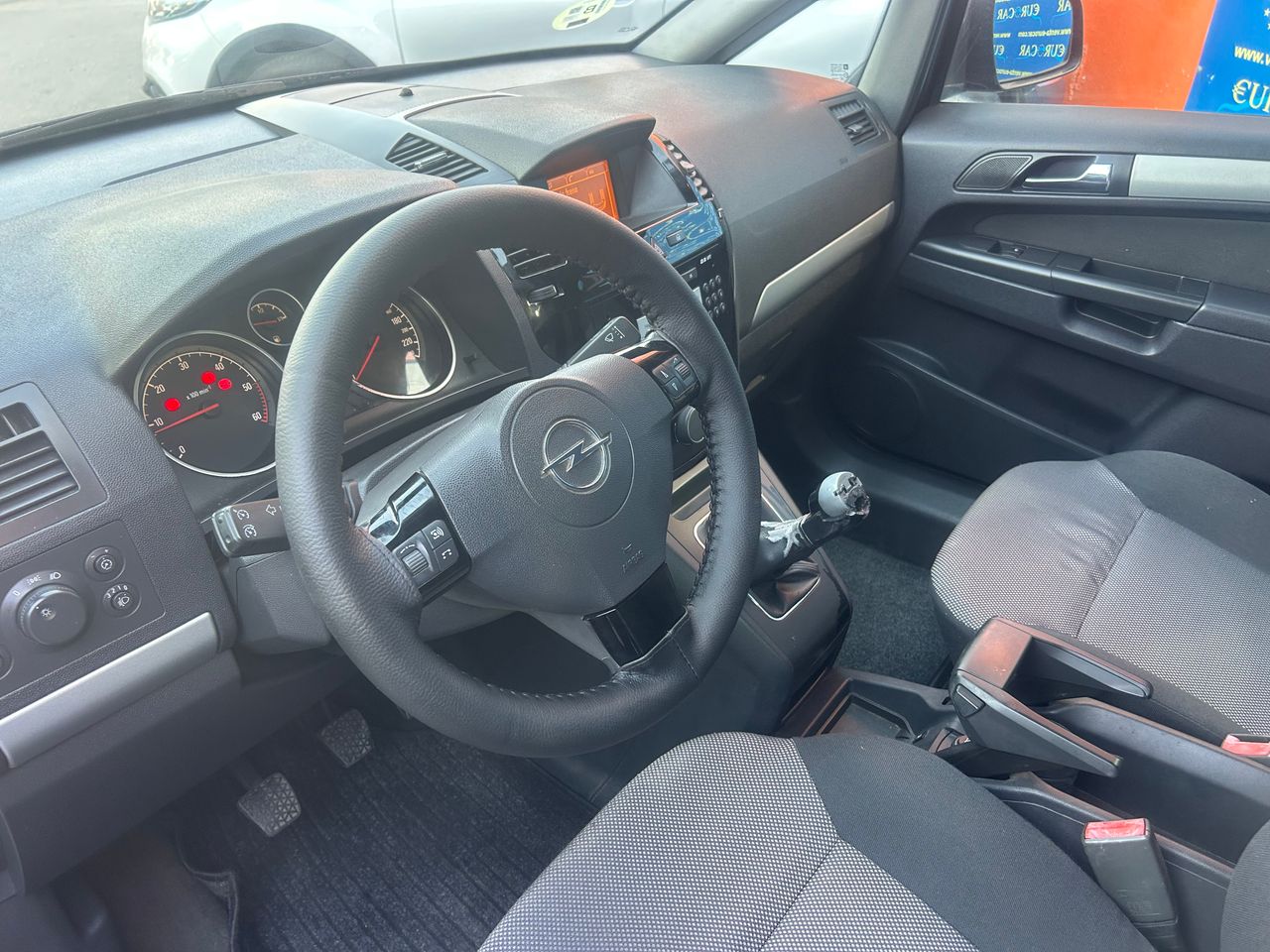 Opel Zafira 1.7 CDTI - foto 9