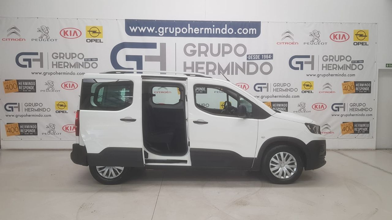 Local comercial con aseo  de segunda mano - peugeot rifter 2019 /