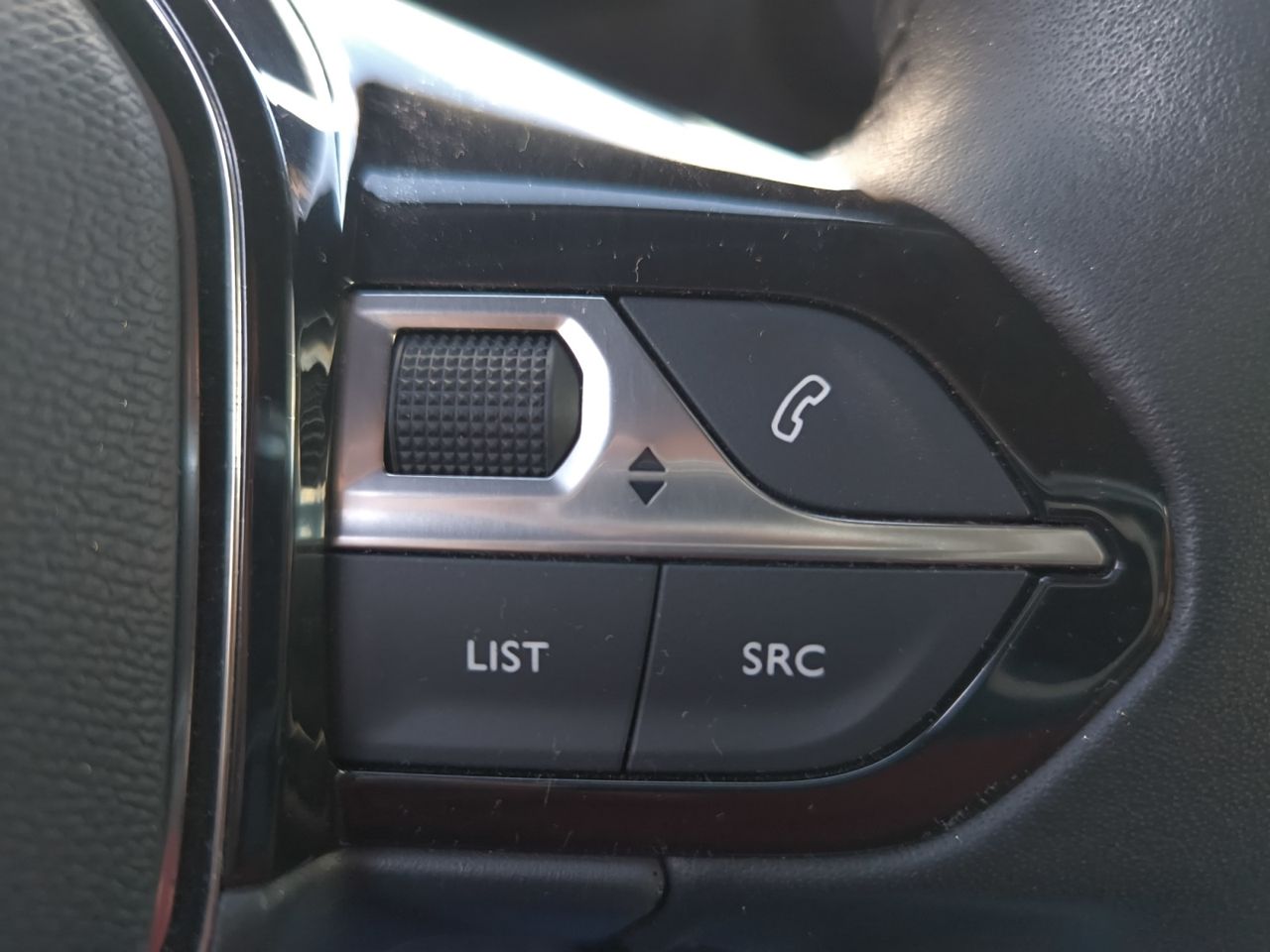 Peugeot e-2008 ALLURE ELECTRICO  - Foto 2