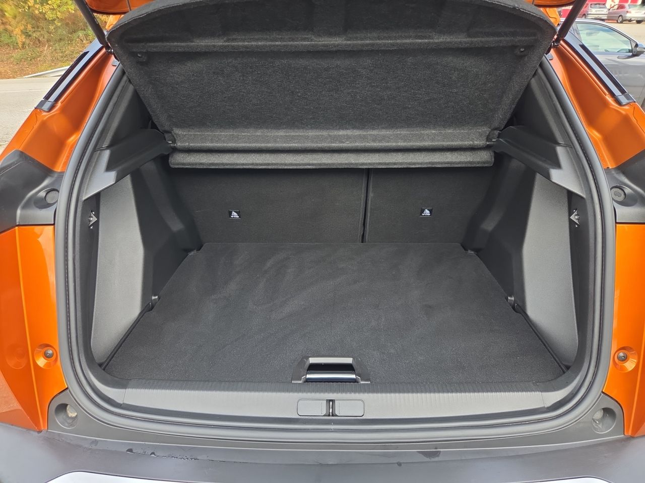 Peugeot 2008 ALLURE PACK BLUE HDI 110 CV  - Foto 2