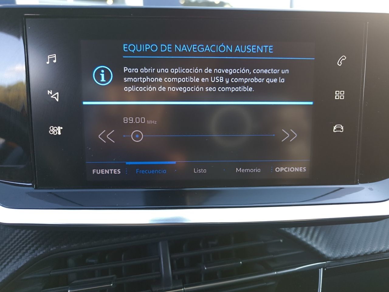 Peugeot 2008 ALLURE PACK BLUE HDI 110 CV  - Foto 2