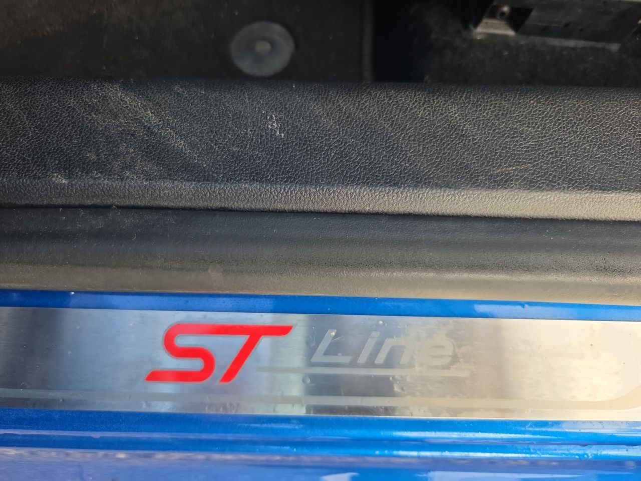 Ford Focus 1.5 ECOBLUE ST LINE   - Foto 2