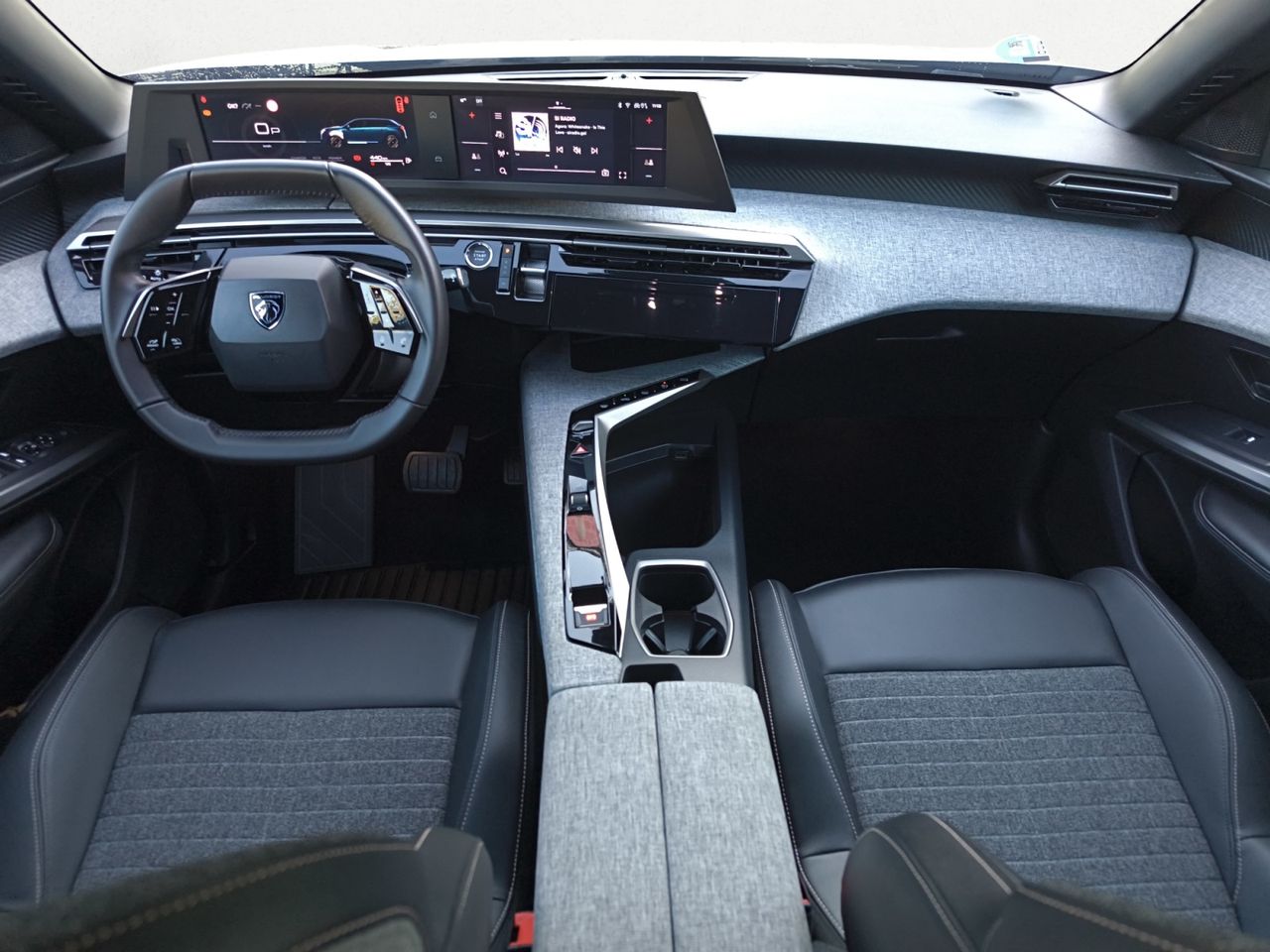 Peugeot 5008 ALLURE HYBRID 145 e DCS6  - Foto 2