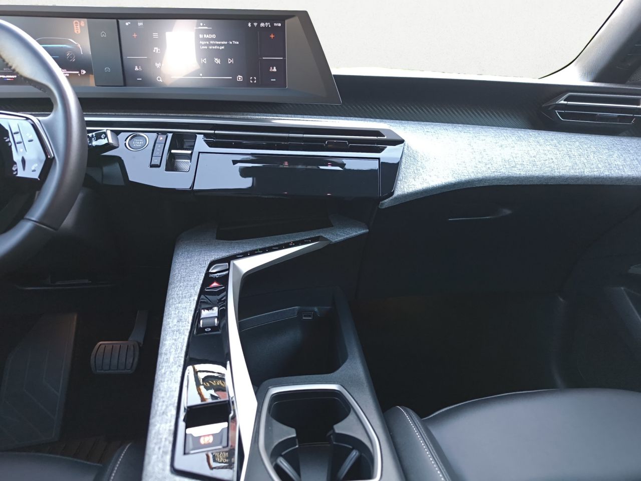 Peugeot 5008 ALLURE HYBRID 145 e DCS6  - Foto 2