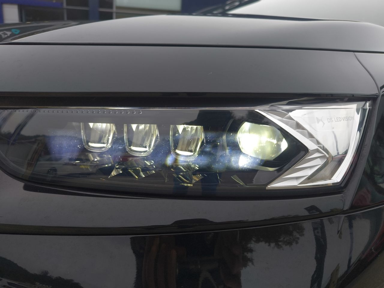 DS DS 7 CROSSBACK E TENSE 300 4X4 LIGNE NOIRE  - Foto 2