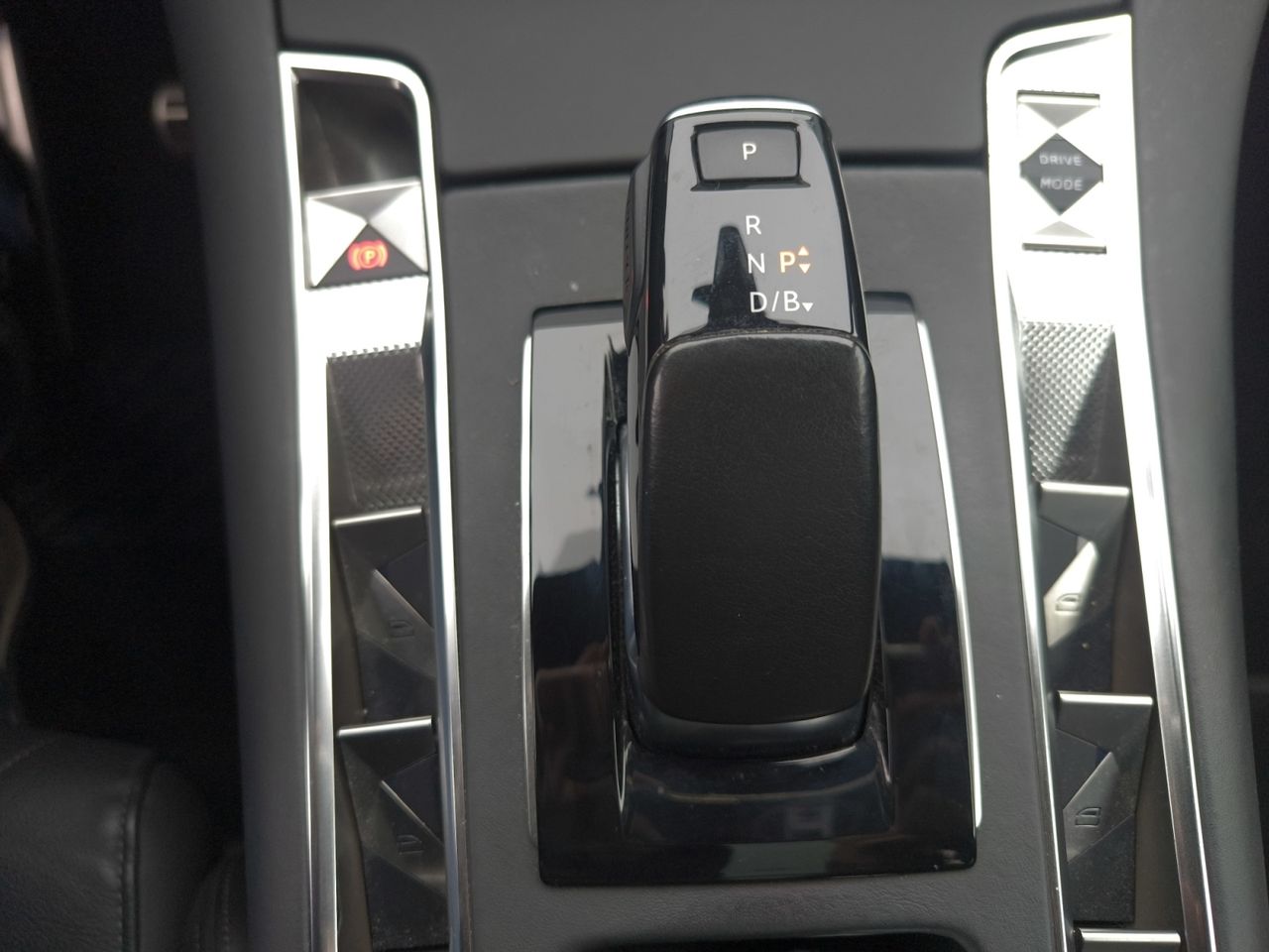 DS DS 7 CROSSBACK E TENSE 300 4X4 LIGNE NOIRE  - Foto 2