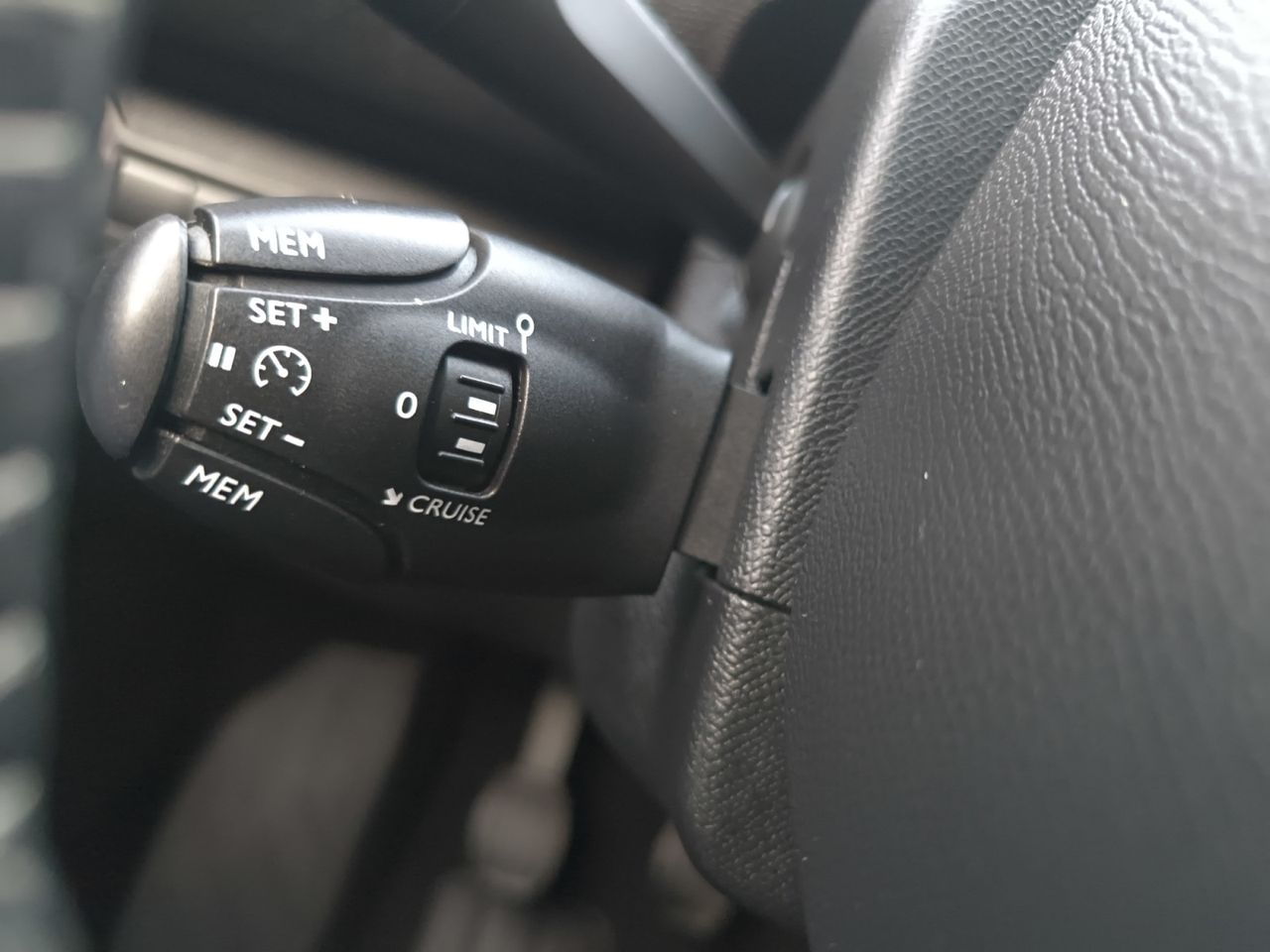 Peugeot 308 STYLE BLUE HDI 130 CV  - Foto 2