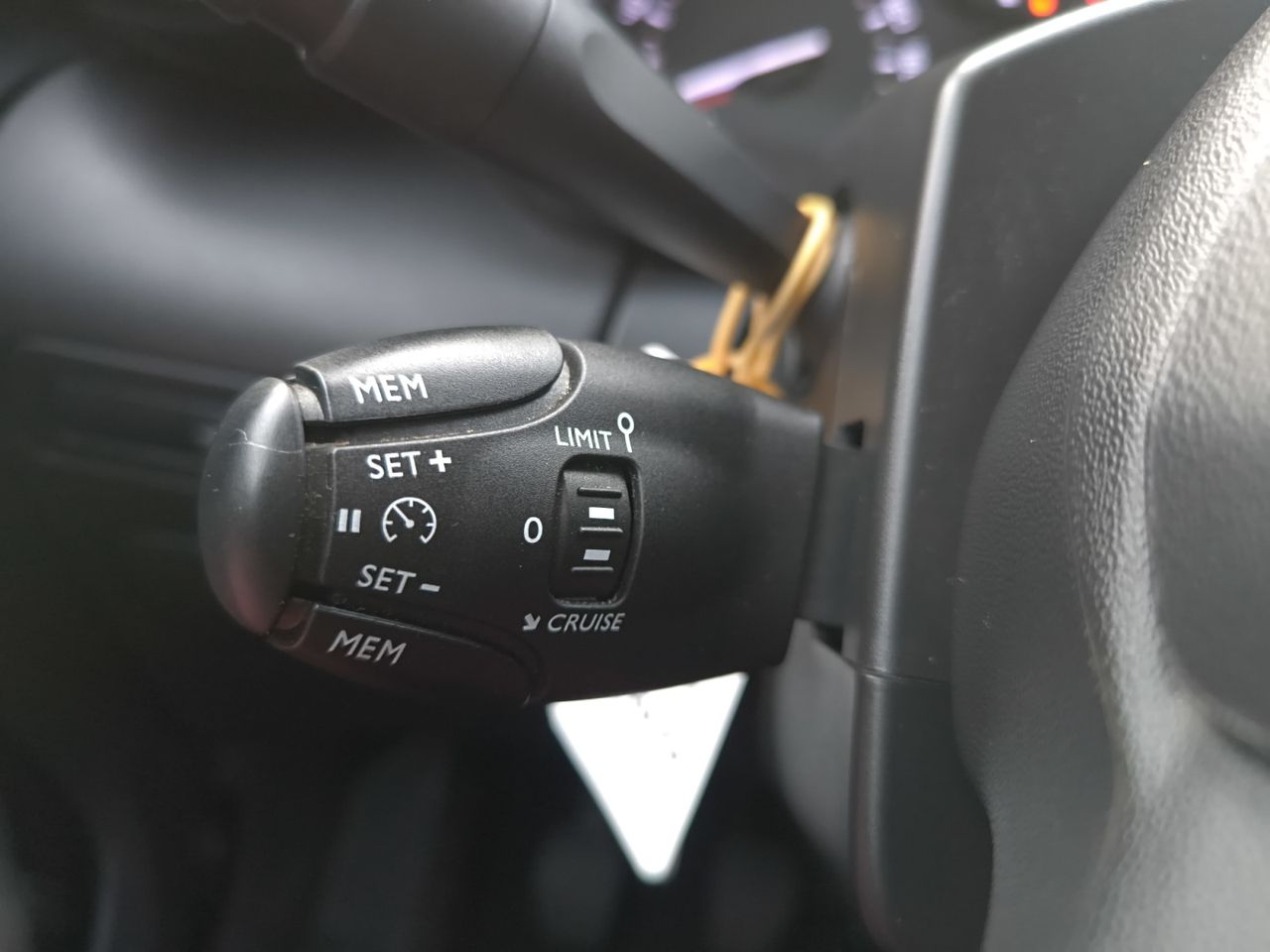 Citroën C3 Aircross PURE TECH 110 CV FEEL  - Foto 2