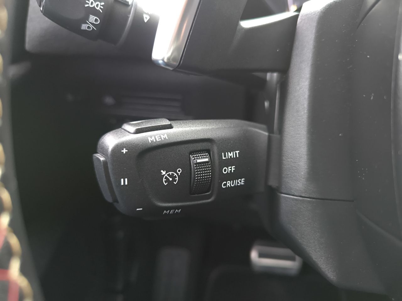 DS DS 3 CROSSBACK PURE TECH 130 CV AUT PERFORMANCE  - Foto 2