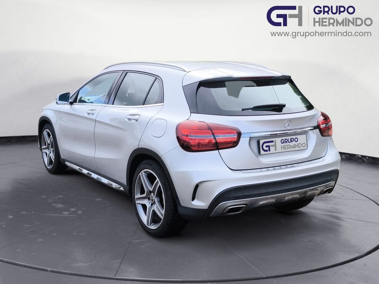 Mercedes GLA 200 D AMG LINE + PAQ ADVANTAGE+ SMARTPHONE INTEGRADO  - Foto 2