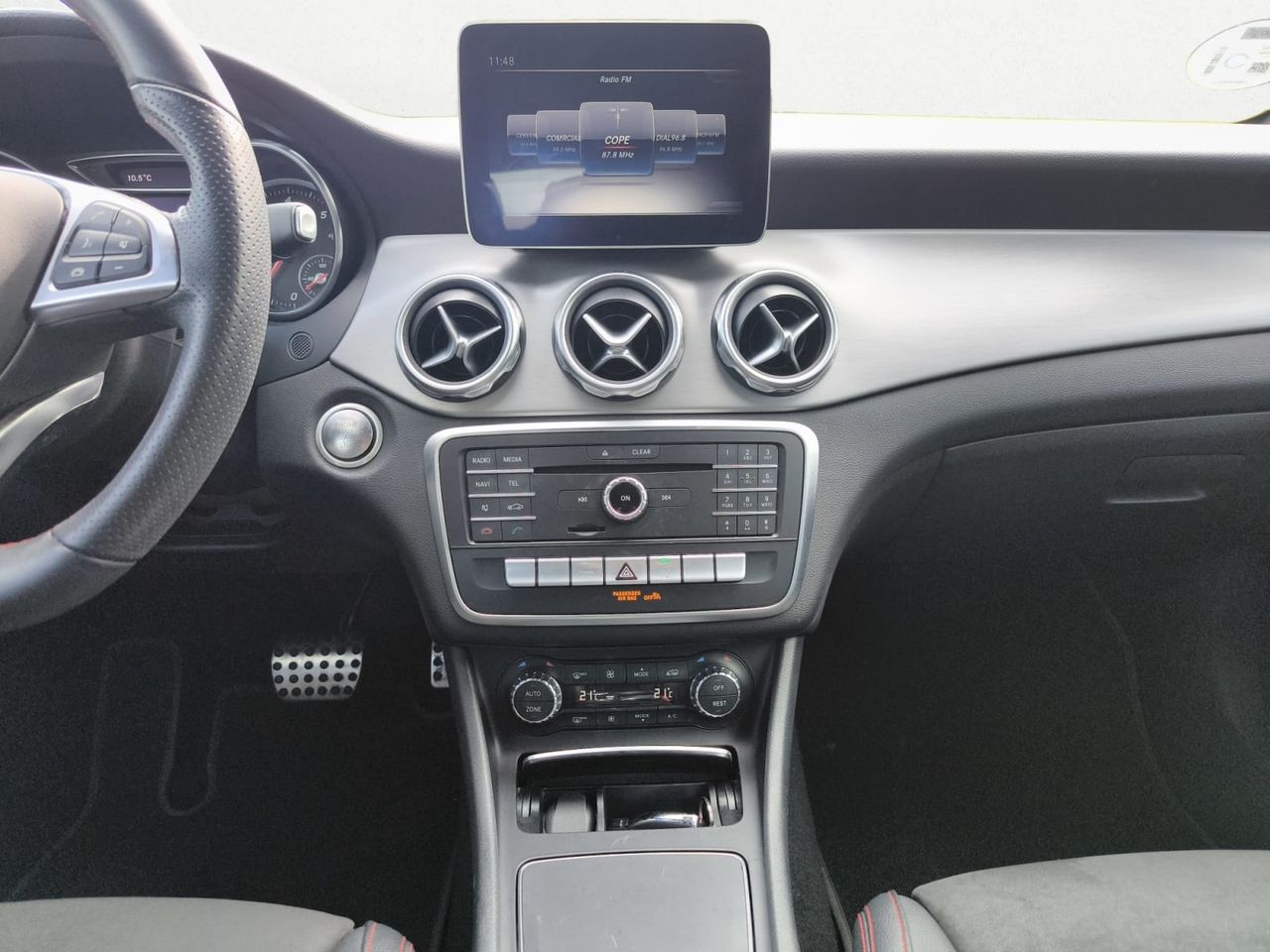 Mercedes GLA 200 D AMG LINE + PAQ ADVANTAGE+ SMARTPHONE INTEGRADO  - Foto 2