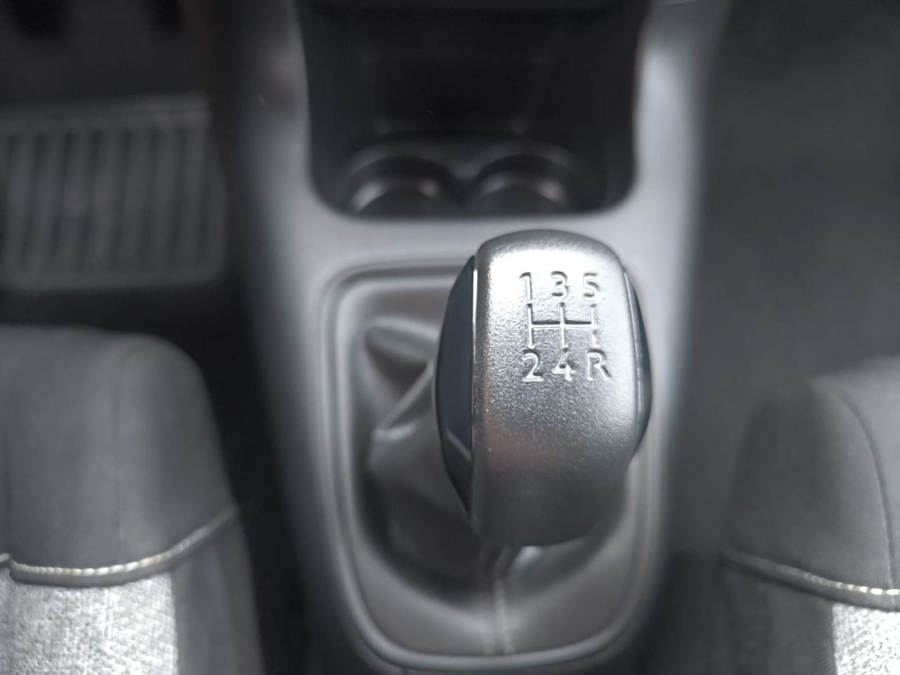 Citroën C3 C SERIES PURE TECH 83 CV  - Foto 2