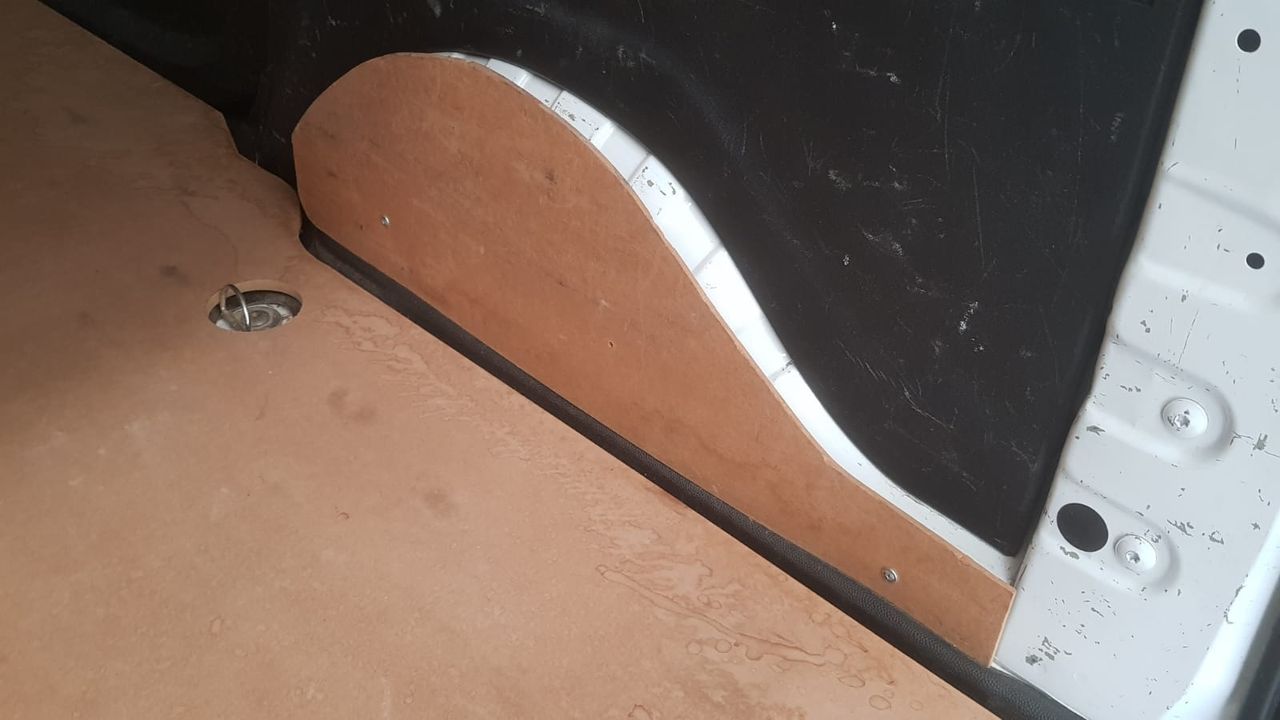 Citroën Berlingo BLUE HDI 74 KW 100 CV  - Foto 2