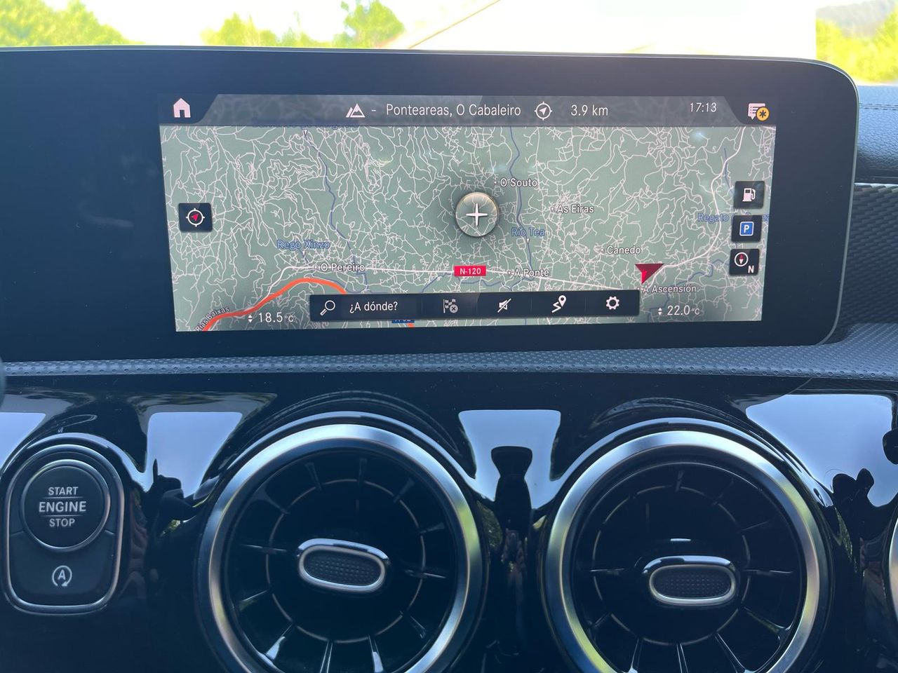 Mercedes Clase CLA 200 D DCT VENTAJ+ASIENTOS DEL CALEFAC + INT TELEFONOS  - Foto 2