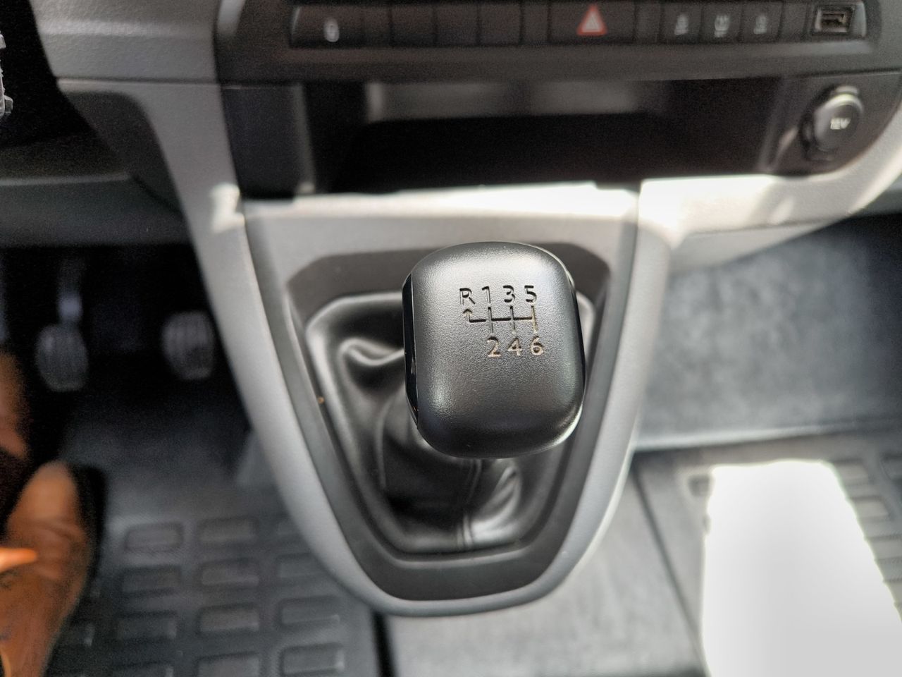 Citroën Jumpy COMBI TALLA M BLUE HDI 120 CV CONFORT  - Foto 2