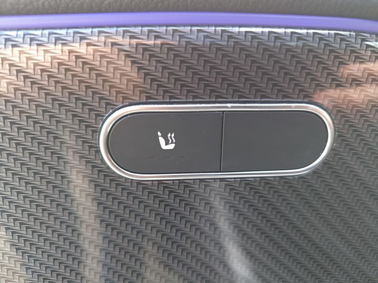 Mercedes GLA 200 D AMG LINE  - Foto 2