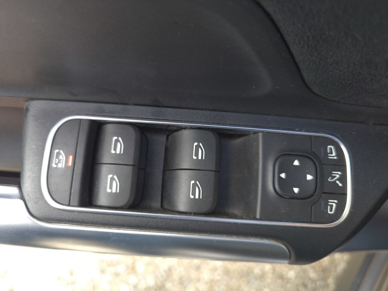 Mercedes GLA 200 D AMG LINE  - Foto 2