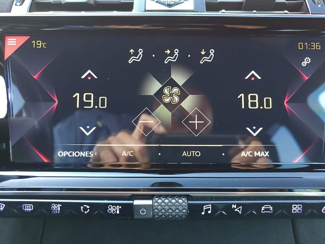 DS DS 7 CROSSBACK PURE TECH 180 CV PERFORMANCE  - Foto 2