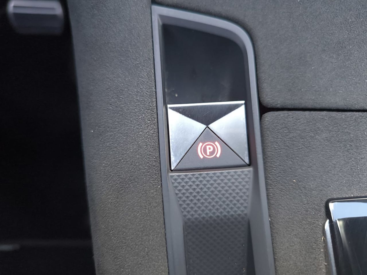 DS DS 7 CROSSBACK PURE TECH 180 CV PERFORMANCE  - Foto 2