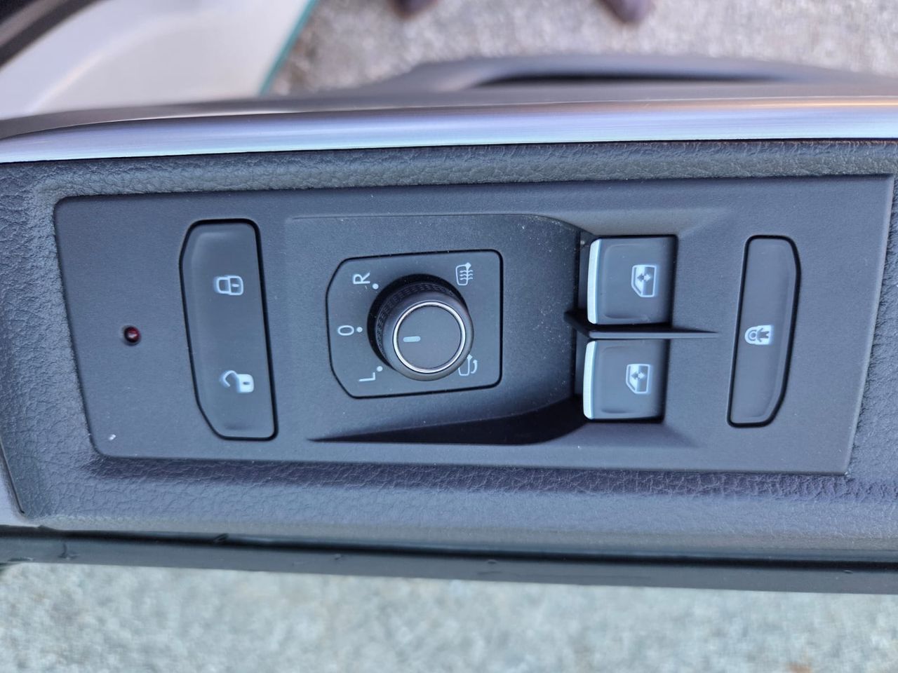 Volkswagen California BEACH TOUR TDI 146 KW 198 CV BMT DSG 7 PLAZAS  - Foto 2