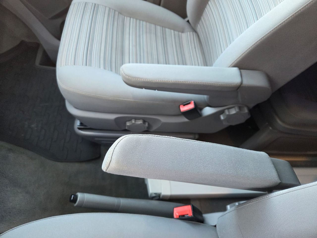 Volkswagen California BEACH TOUR TDI 146 KW 198 CV BMT DSG 7 PLAZAS  - Foto 2