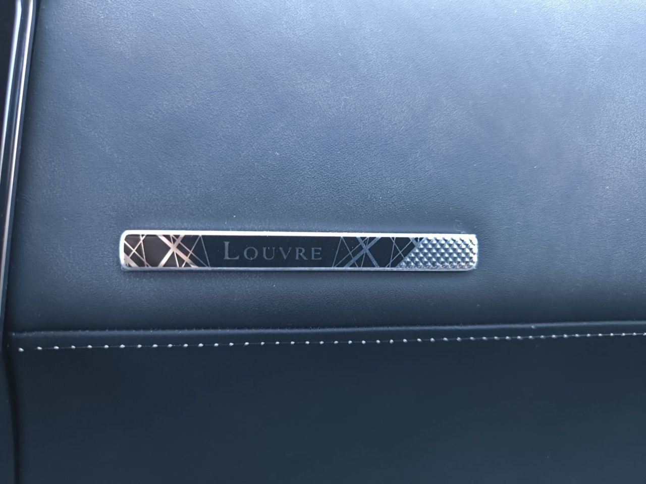 DS DS 7 CROSSBACK BLUE HDI 180 CV AUT LOUVRE  - Foto 2