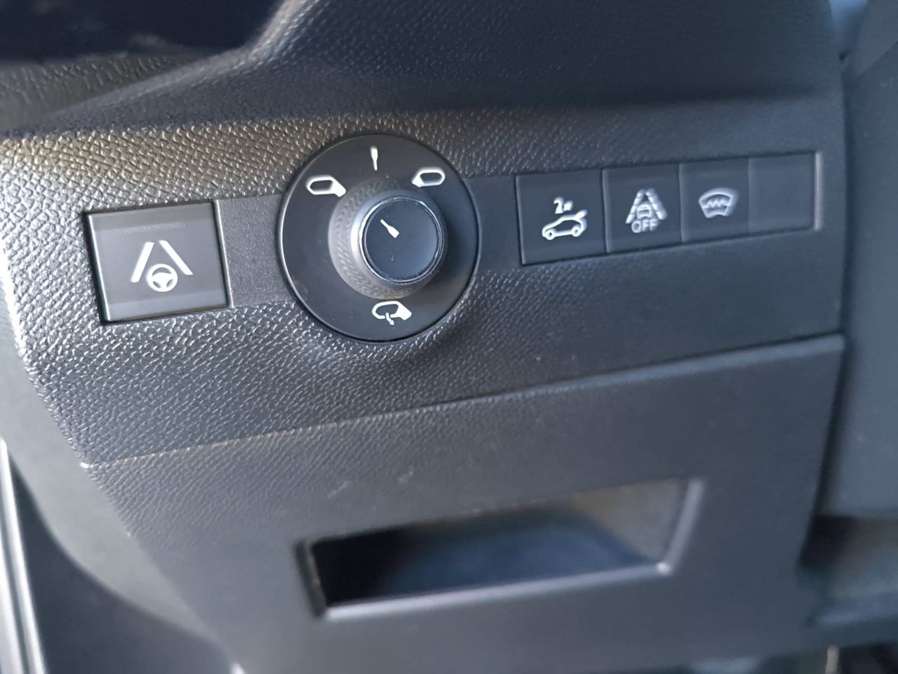 DS DS 7 CROSSBACK BLUE HDI 180 CV AUT LOUVRE  - Foto 2