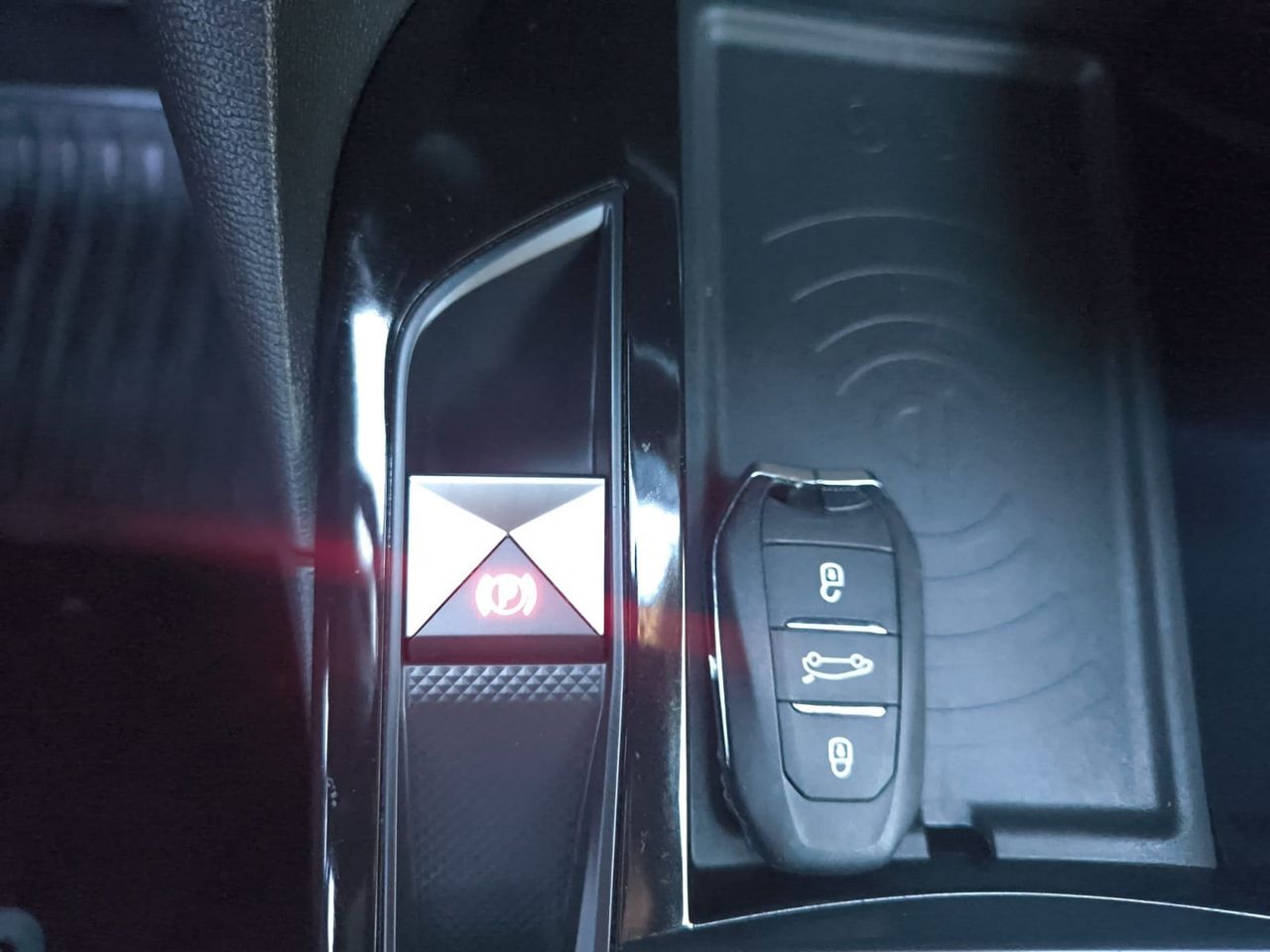 DS DS 3 CROSSBACK PURE TECH AUTOMATICO PERFORMANCE  - Foto 2