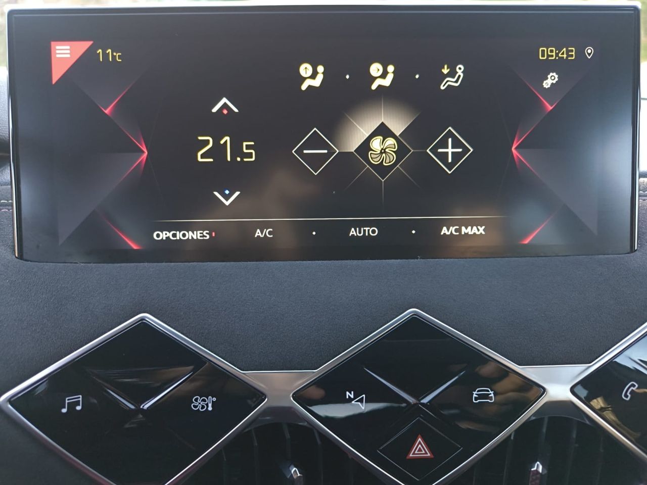 DS DS 3 CROSSBACK PURE TECH AUTOMATICO PERFORMANCE  - Foto 2