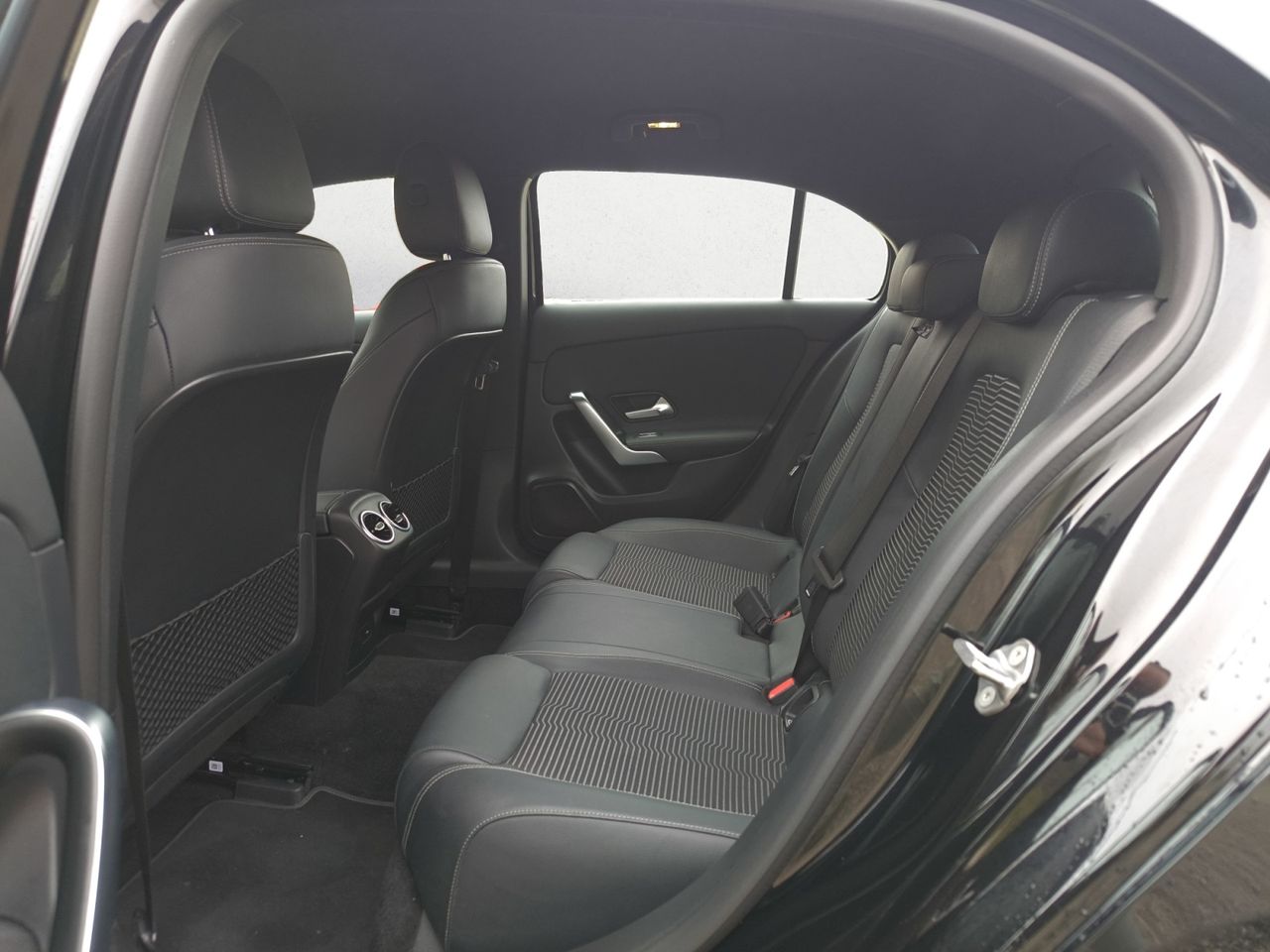 Mercedes Clase A 250 e +PAQ ADVANTAGE+SMARTPHONE INT  - Foto 2