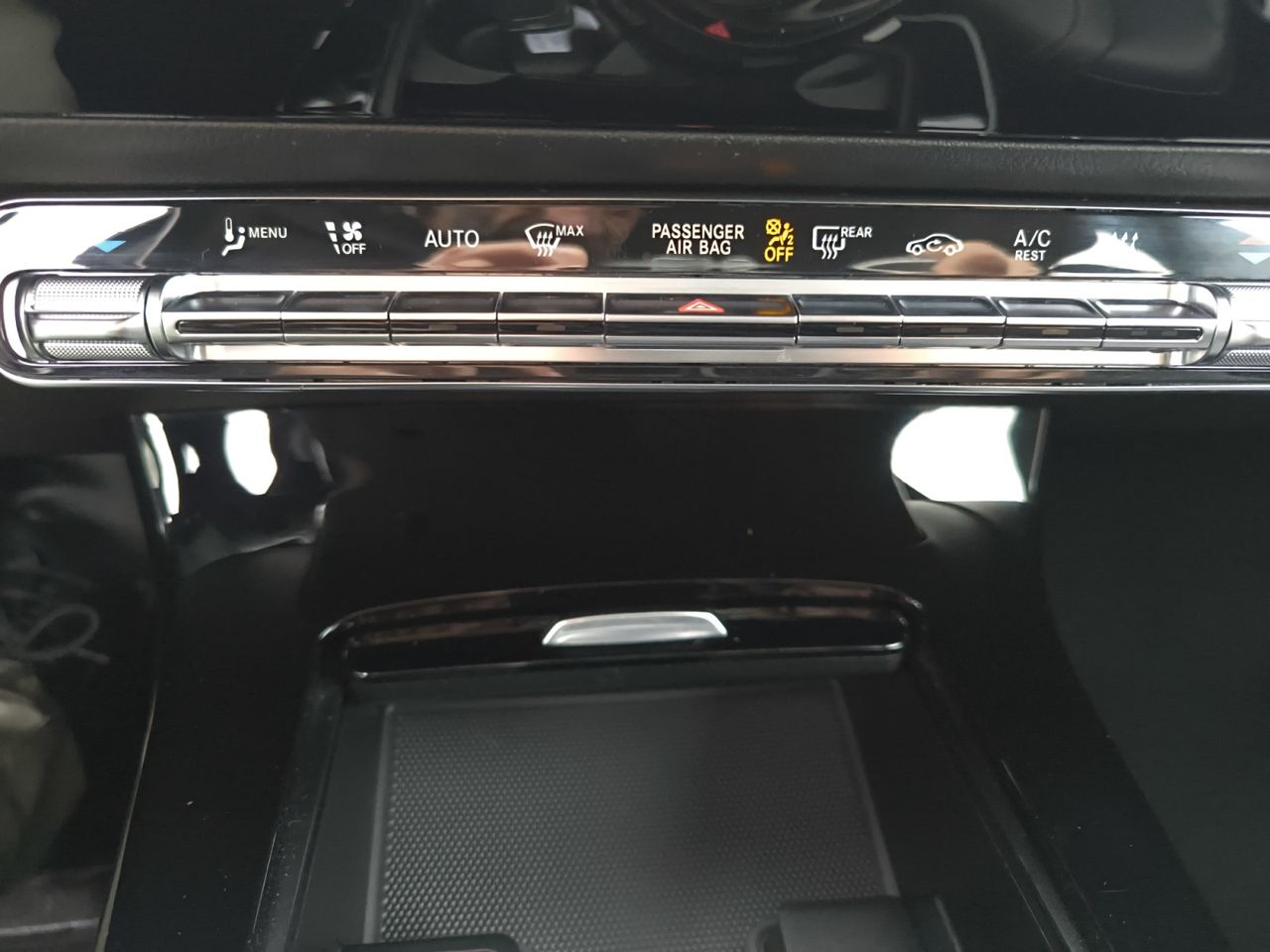 Mercedes Clase A 250 e +PAQ ADVANTAGE+SMARTPHONE INT  - Foto 2