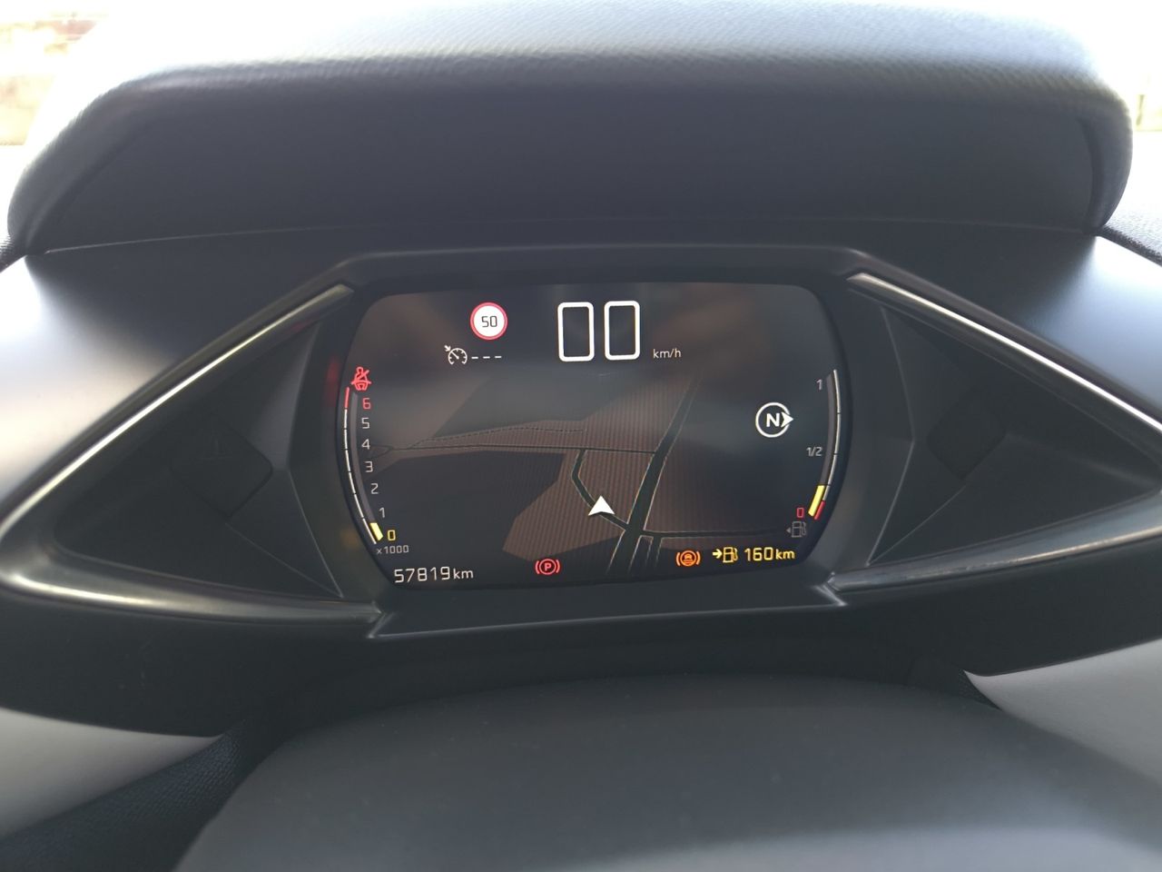 DS DS 3 Crossback PURE TECH 100 CV CONNECTED CHIC  - Foto 2