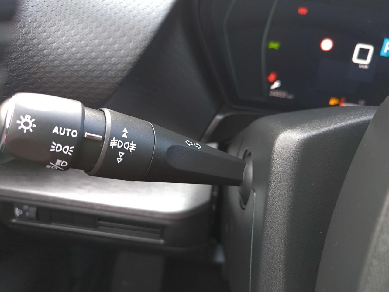 Citroën C5 X PURE TECH 130 CV EAT8 FEEL PACK  - Foto 2